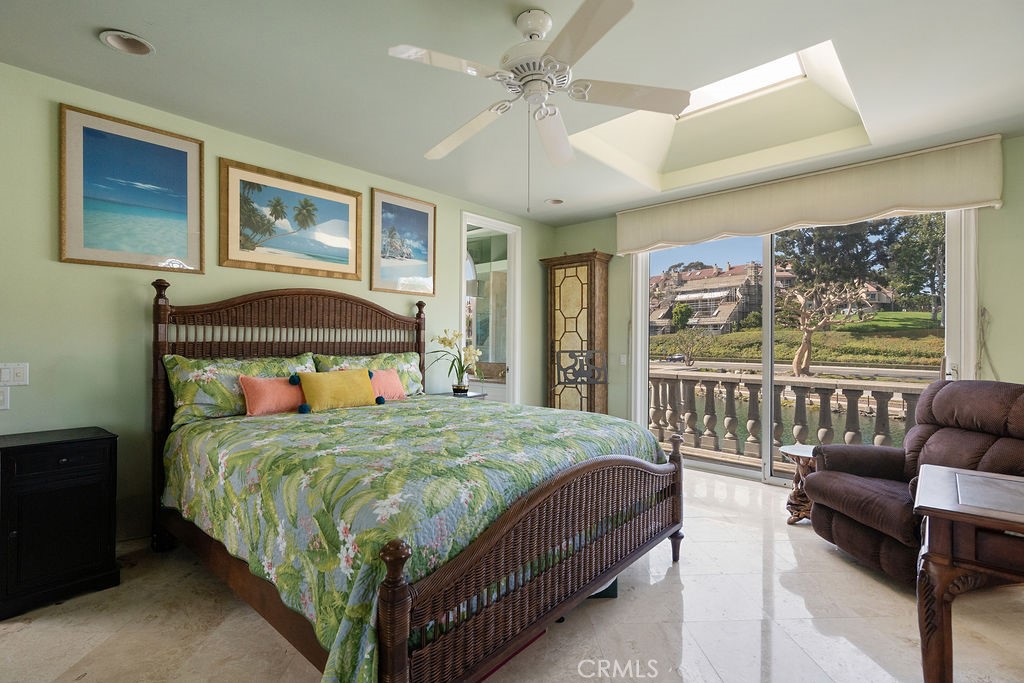 842 Harbor Island Drive