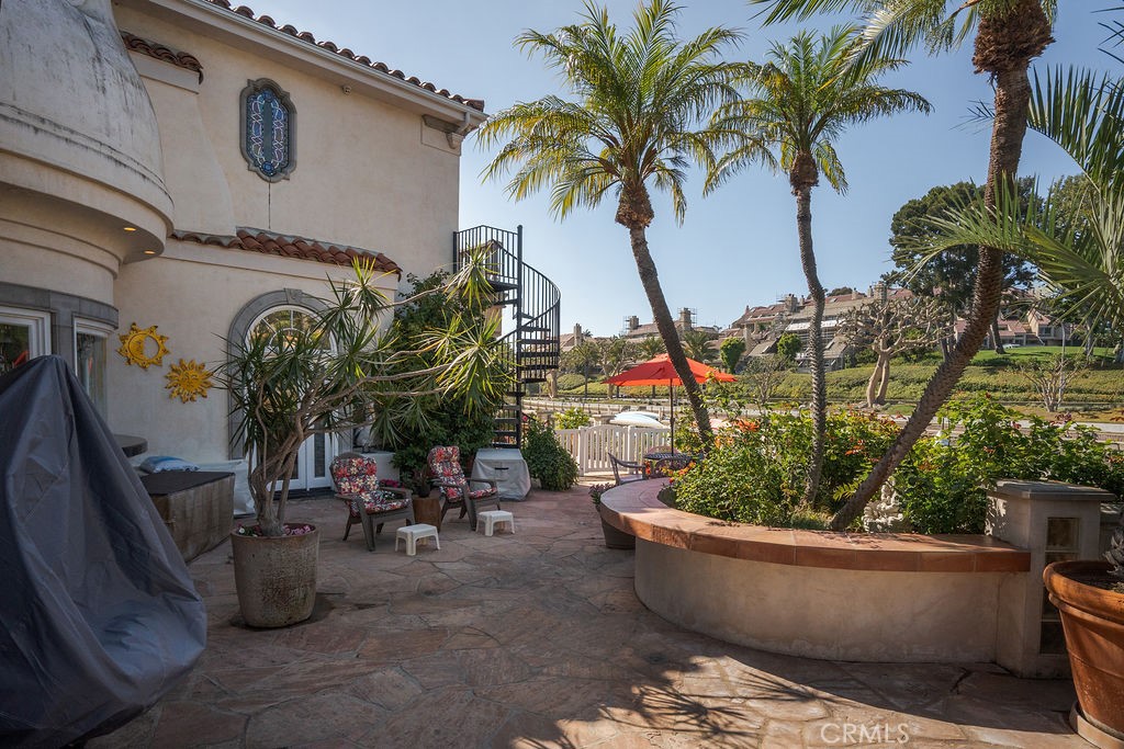 842 Harbor Island Drive