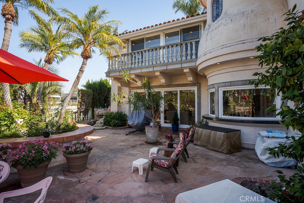 842 Harbor Island Drive
