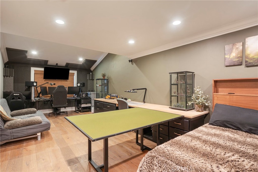 18821 Ridgeview Circle