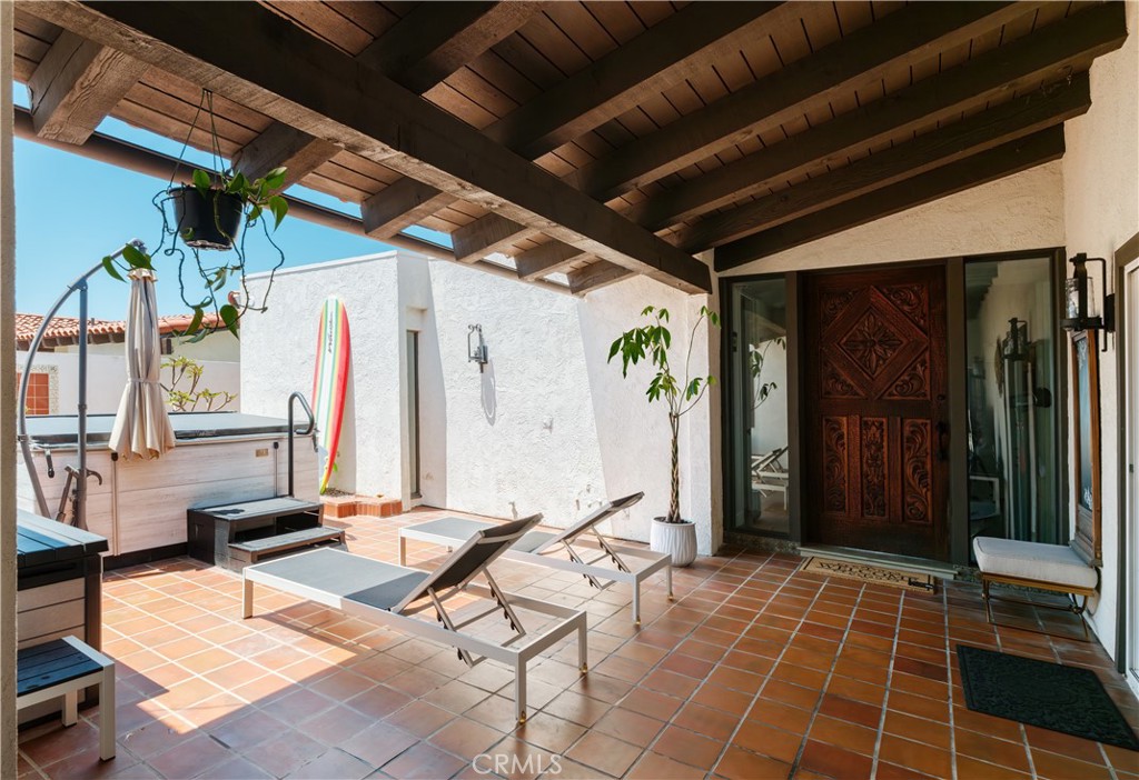 758 Barracuda Way