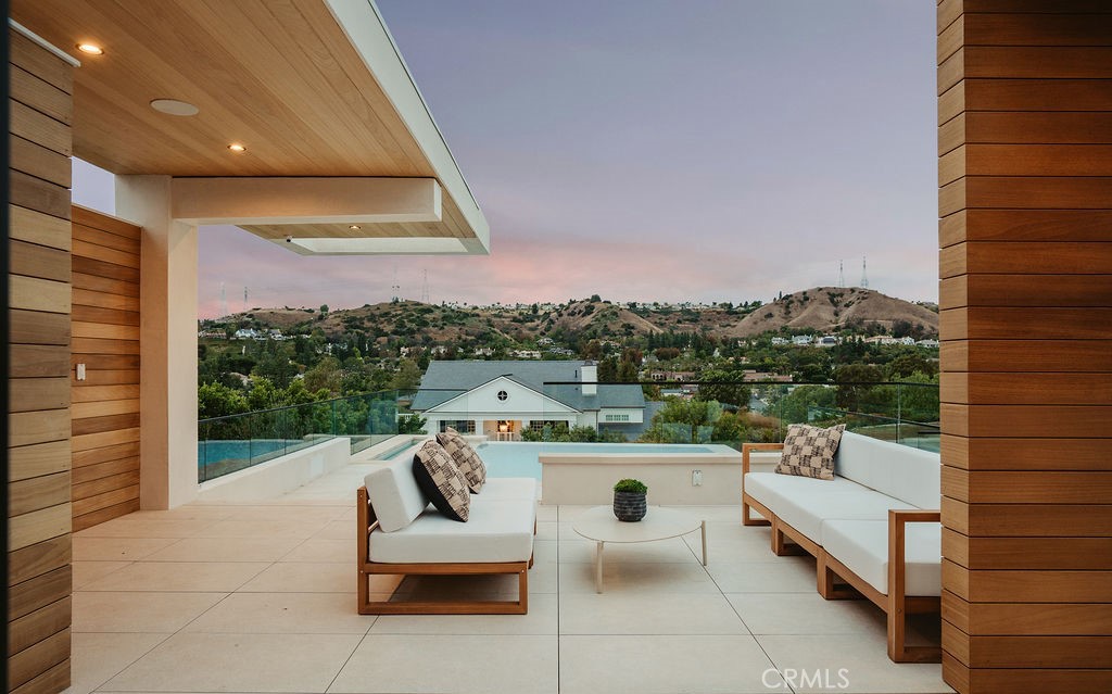 18808 Canyon Crest Drive