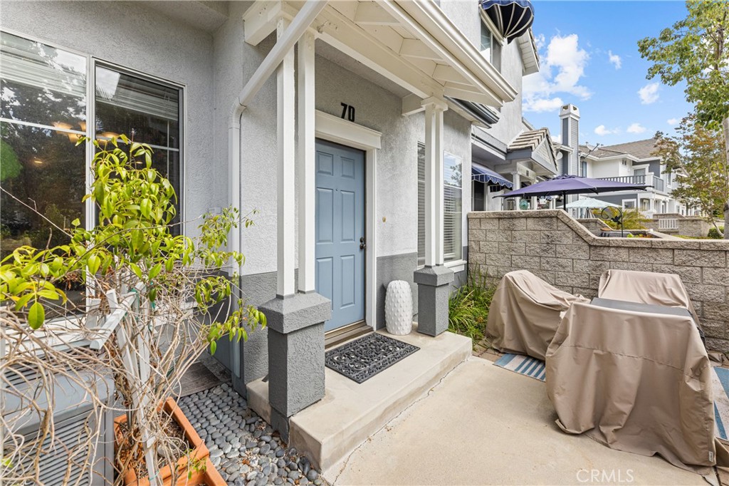 70 Breakers Lane