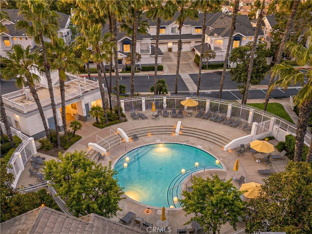 70 Breakers Lane