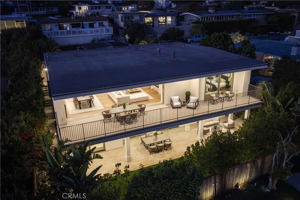 448 Serra Drive