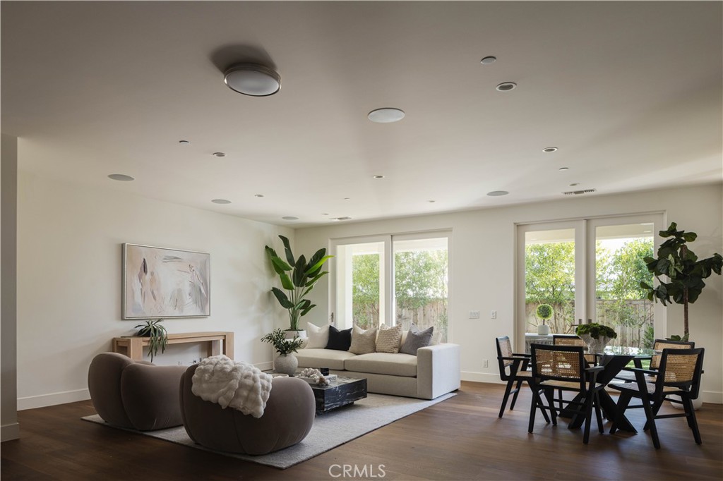 448 Serra Drive