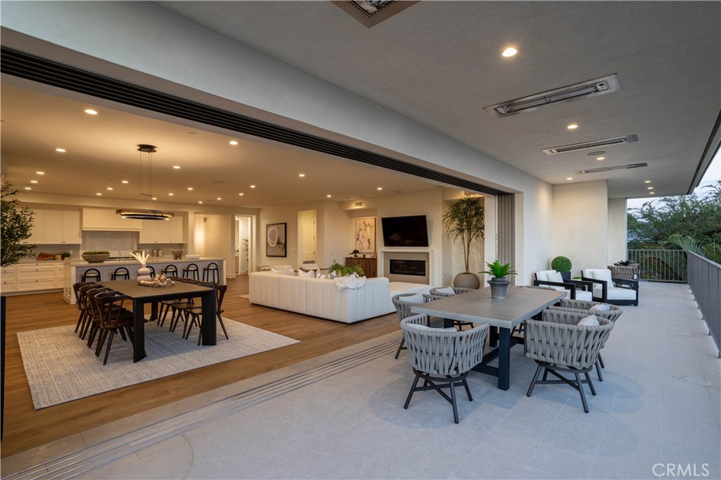 448 Serra Drive