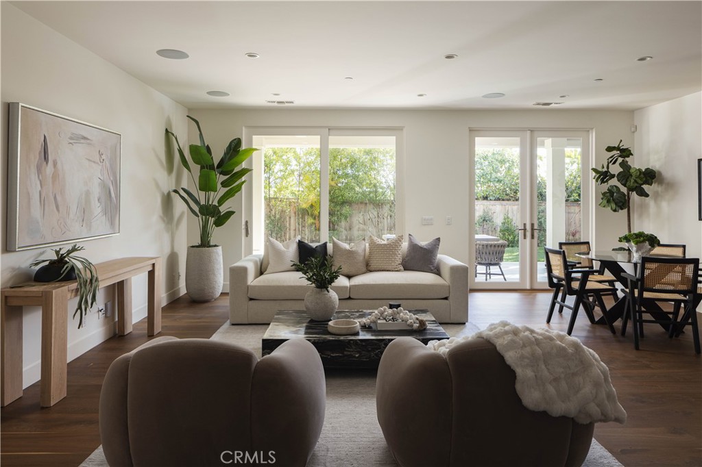 448 Serra Drive
