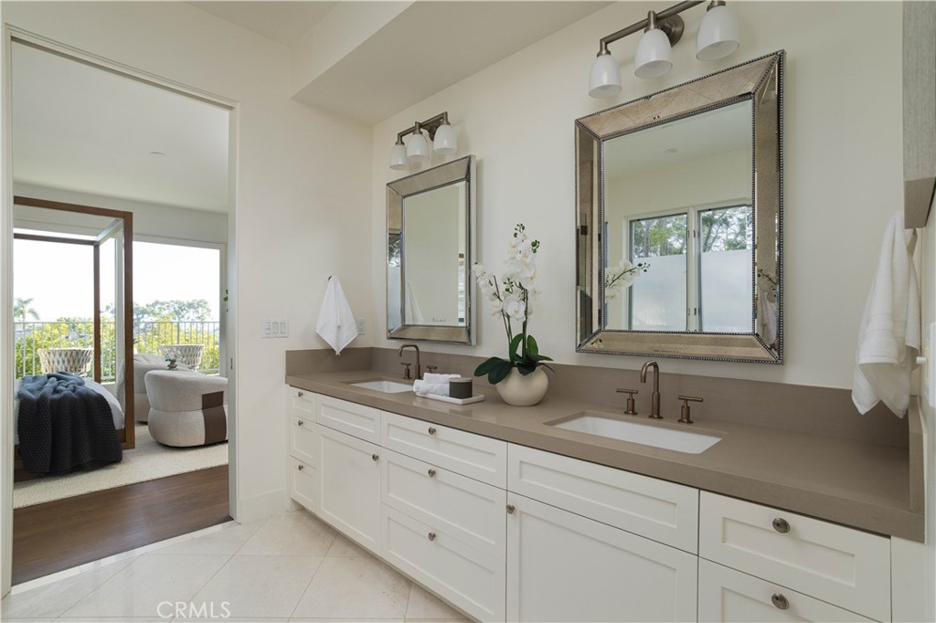 448 Serra Drive