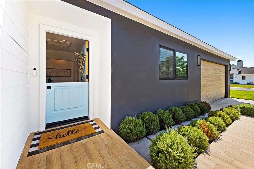 2611 Westminster