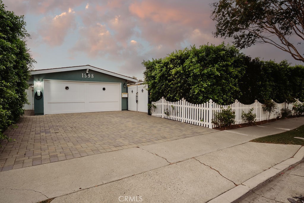 1598 Baker Street