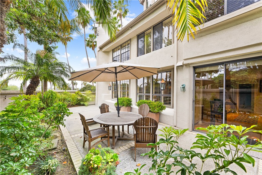 1 Sea Cove