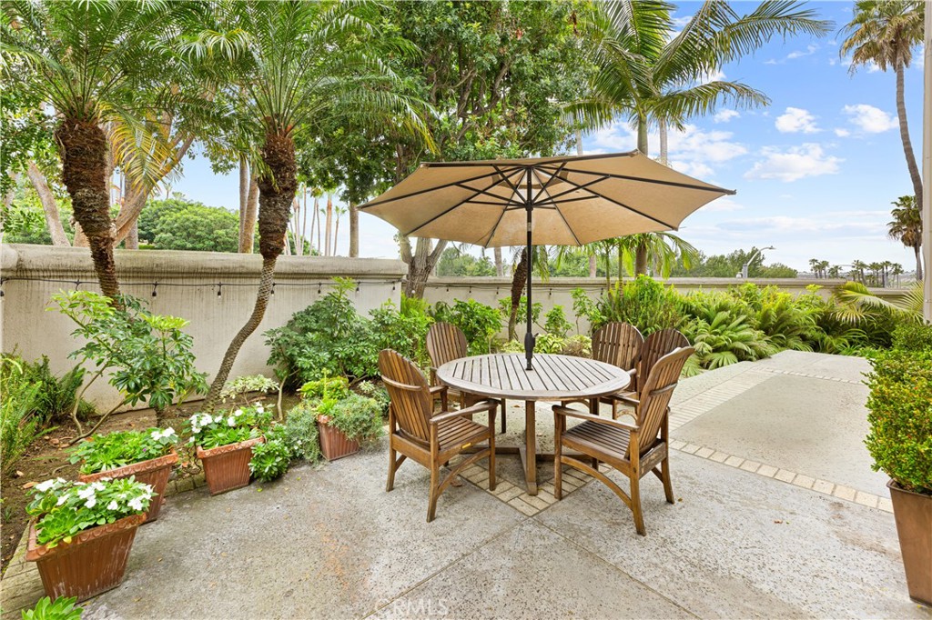 1 Sea Cove