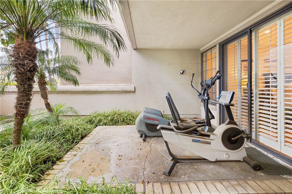 1 Sea Cove