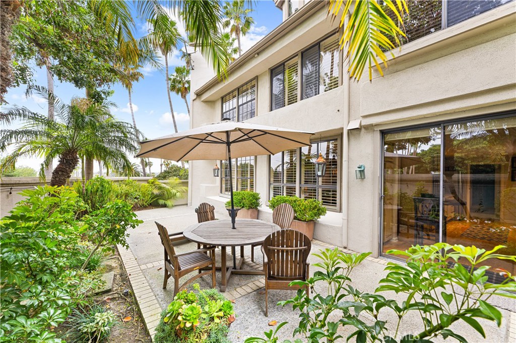 1 Sea Cove