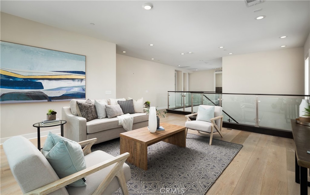 101 Mulberry