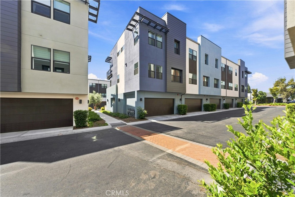 435 Village