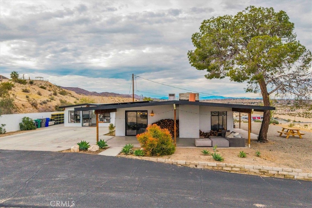 73081 29 Palms
