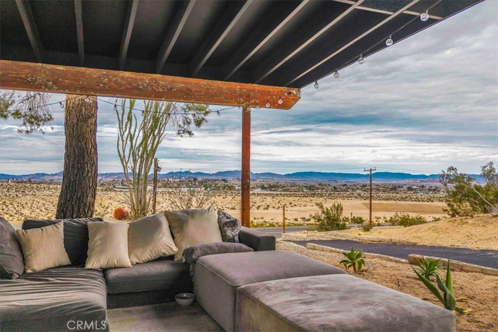 73081 29 Palms