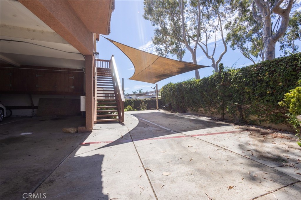 32311 Alipaz Street 3
