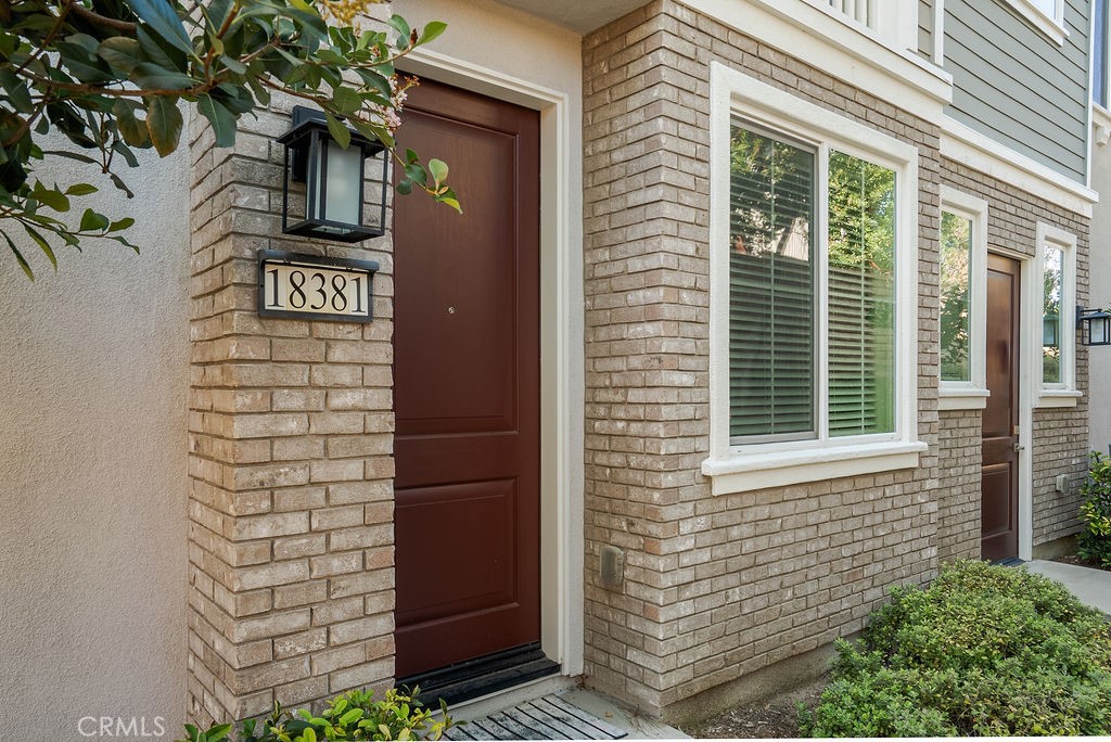 18381 Iris Lane