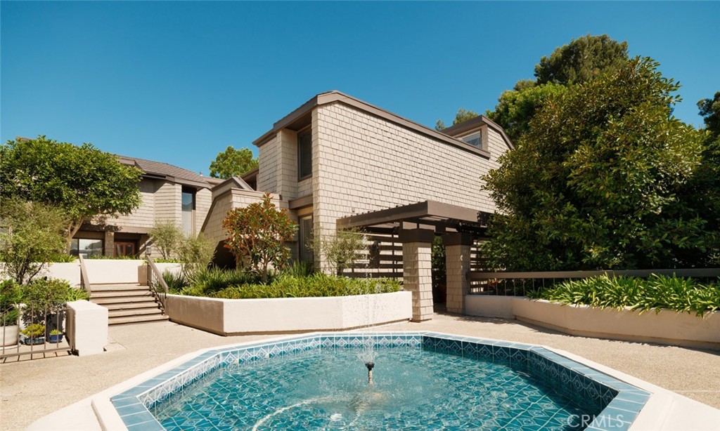 2 Canyon Island