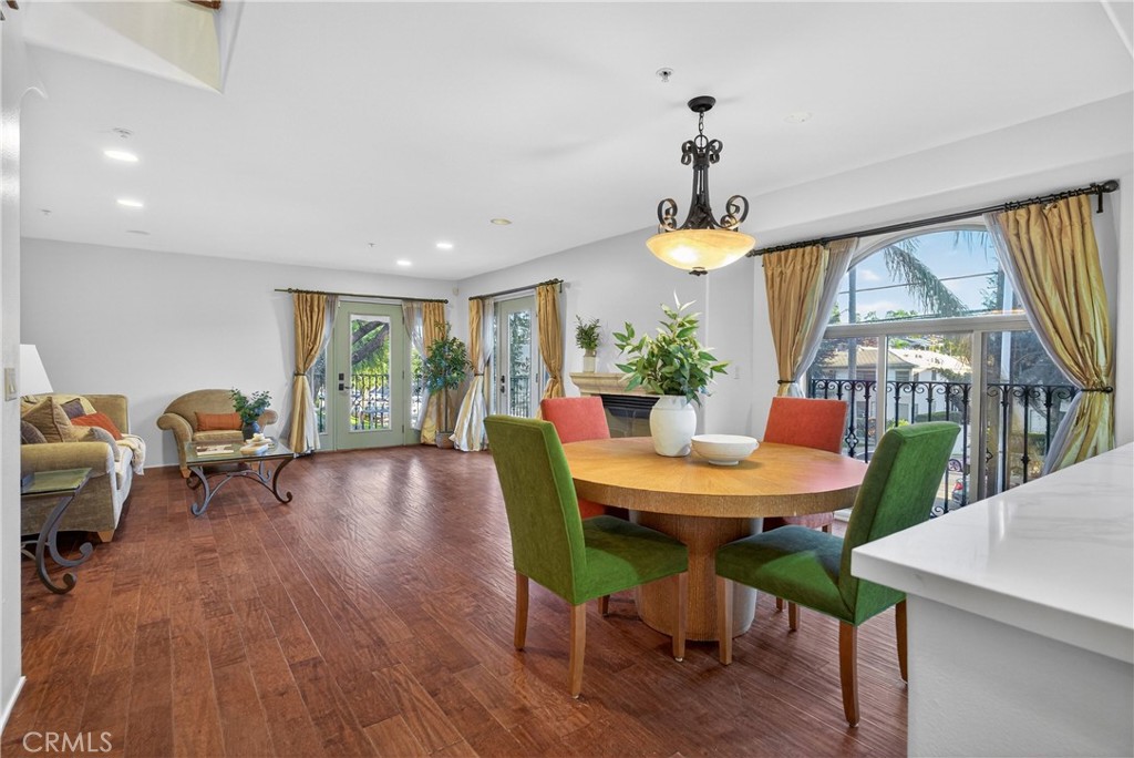 4301 Los Feliz