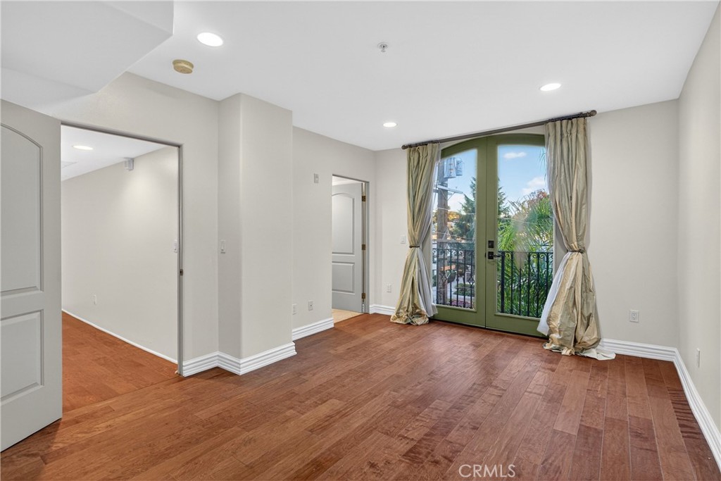 4301 Los Feliz