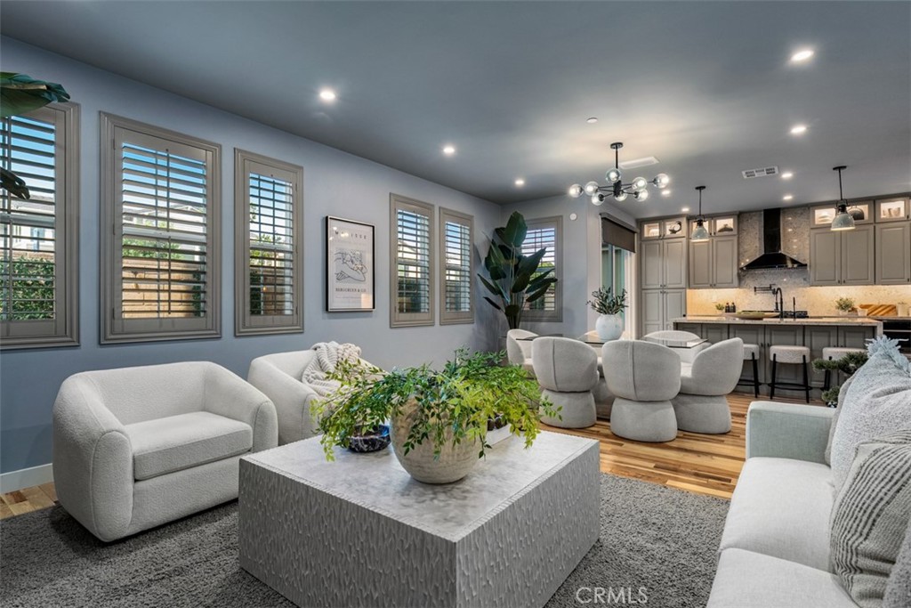 7375 Wisteria Lane