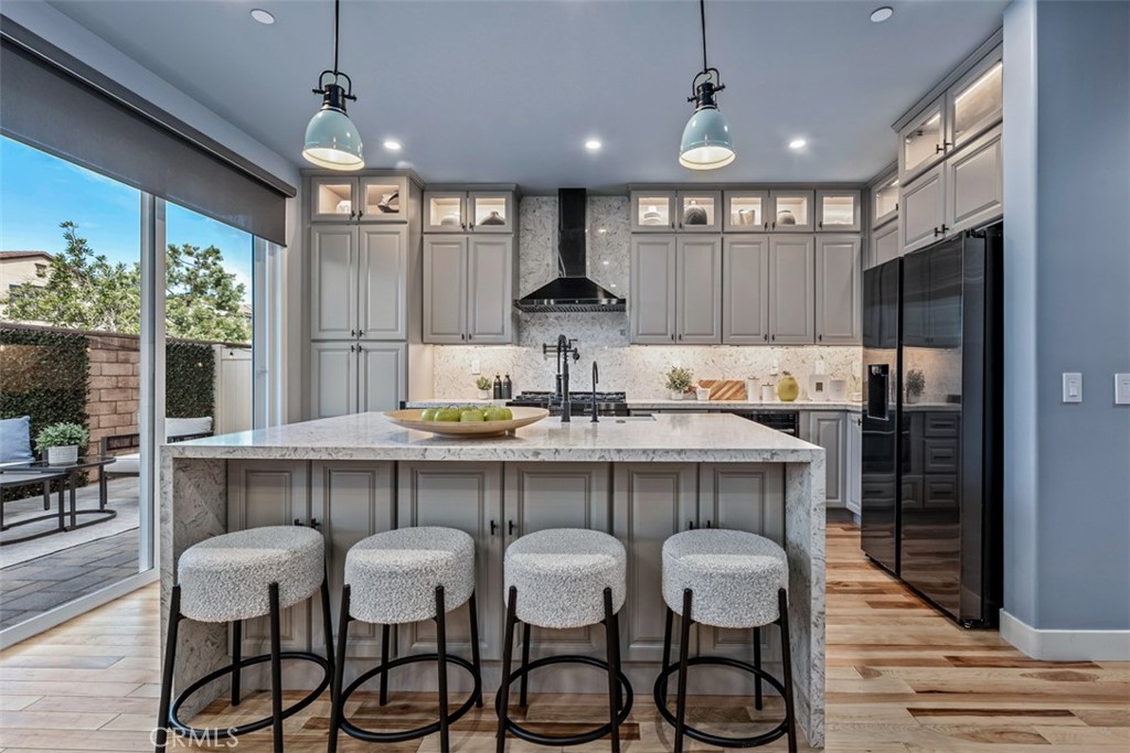 7375 Wisteria Lane