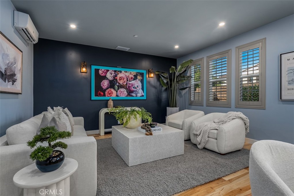 7375 Wisteria Lane