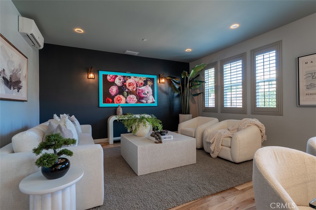 7375 Wisteria Lane