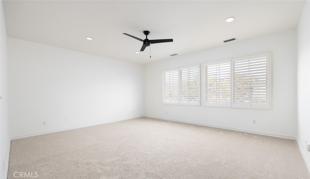 1571 Amberleaf