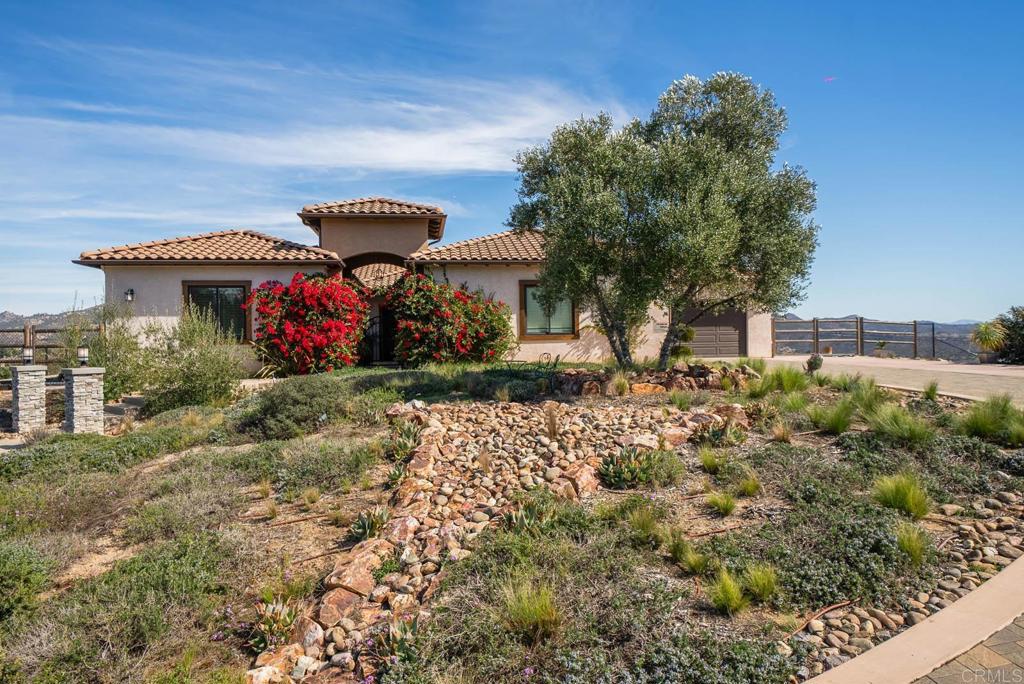 13495 Del Poniente Road