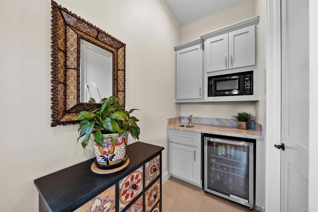 13495 Del Poniente Road