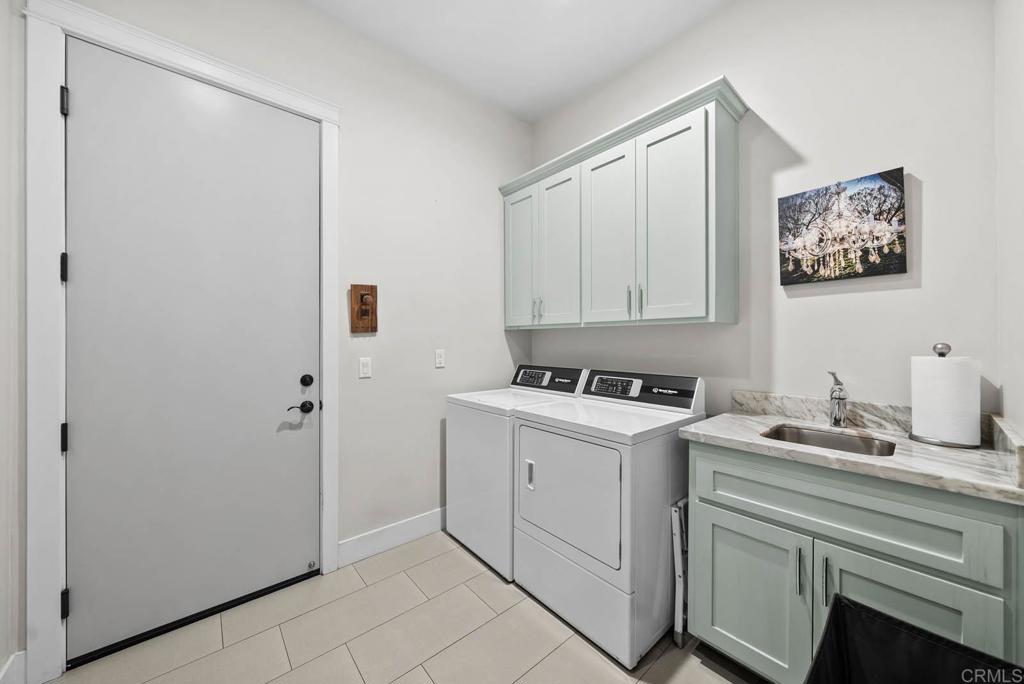 13495 Del Poniente Road