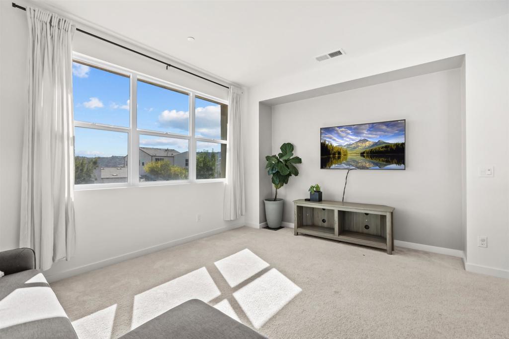 35105 Cooper Pl