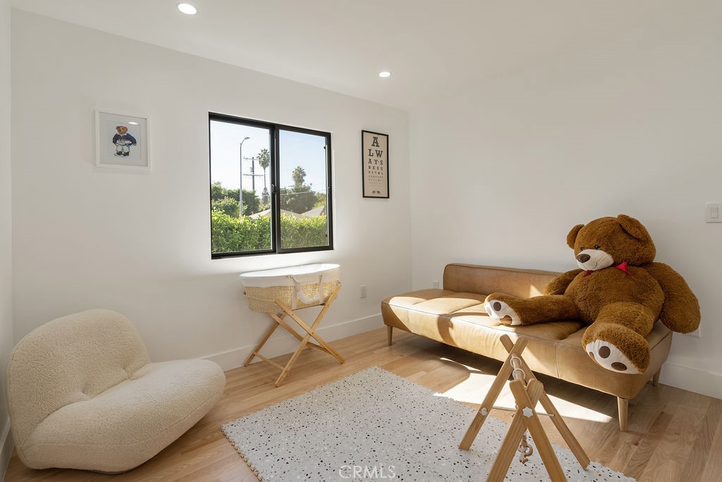 3649 Wellington Road