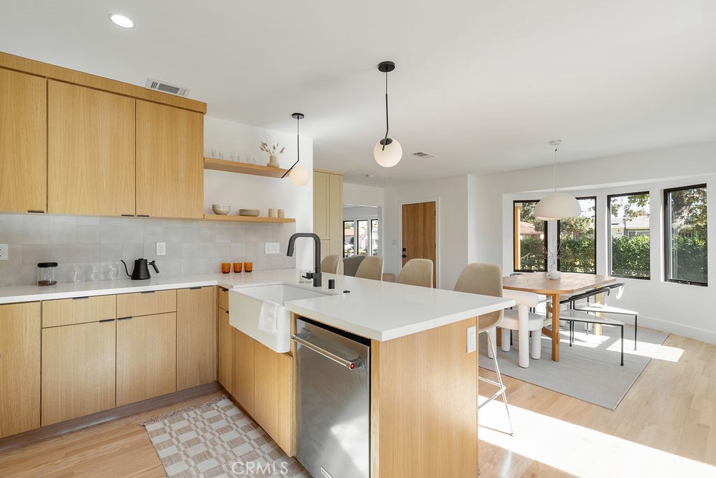 3649 Wellington Road