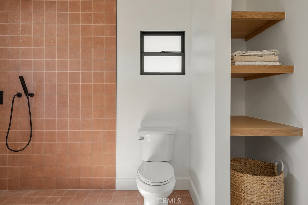 3649 Wellington Road