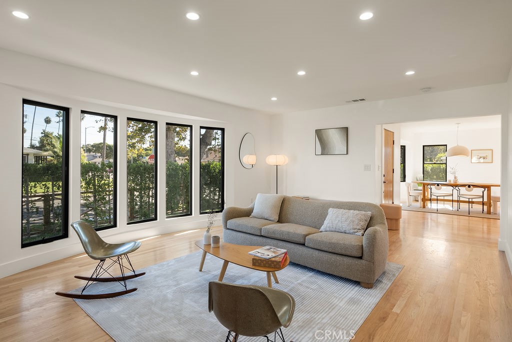 3649 Wellington Road