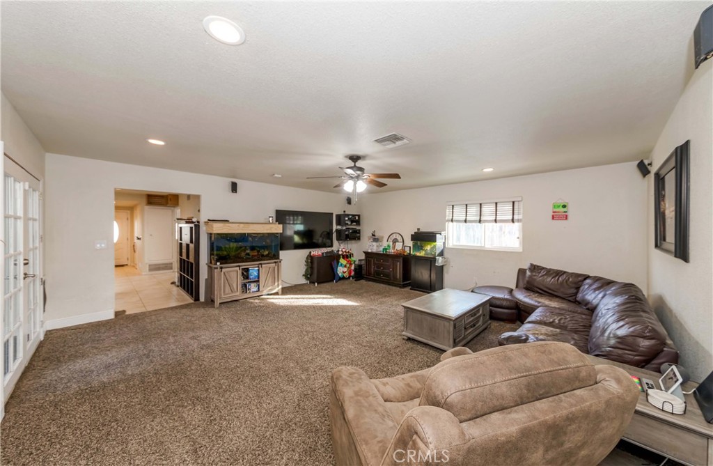 2754 N Galley Street