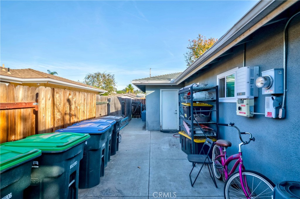 2754 N Galley Street