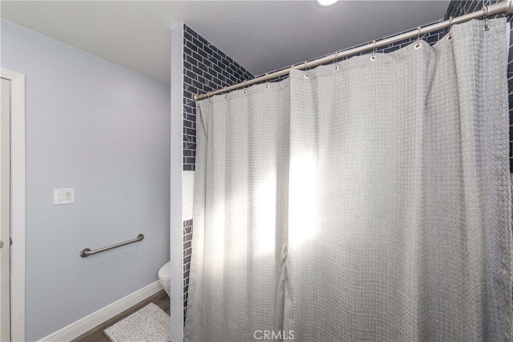 2754 N Galley Street