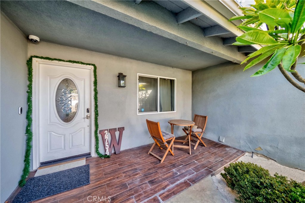 2754 N Galley Street