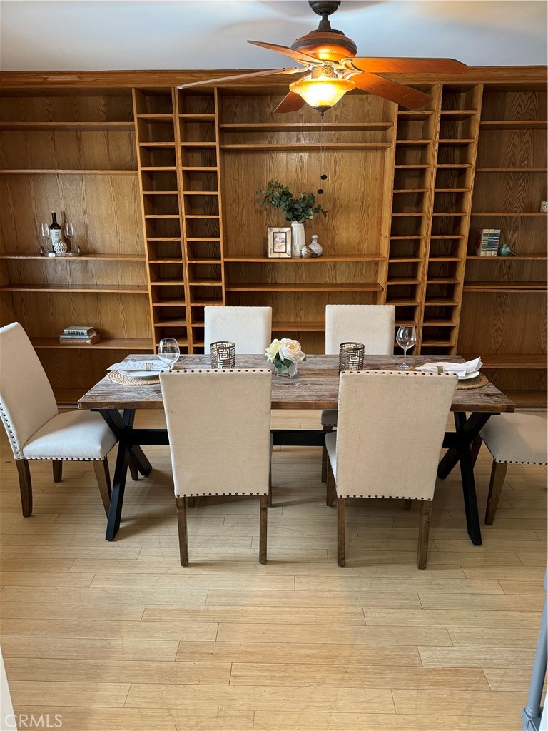 16015 Kittridge Street