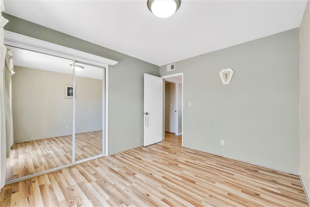 1027 S Marjan Street S