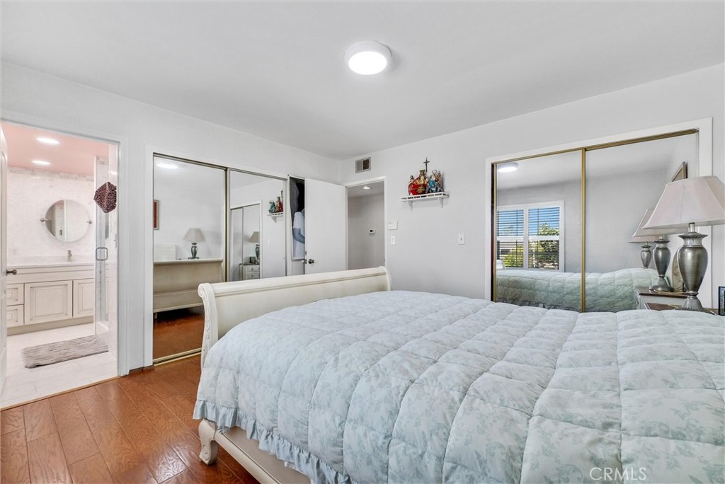 1027 S Marjan Street S