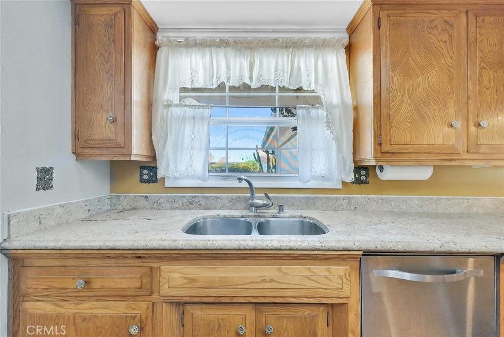 1027 S Marjan Street S