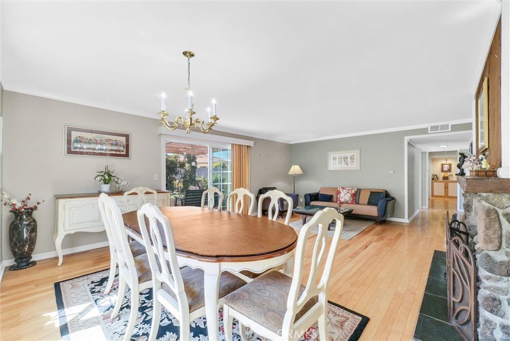 1027 S Marjan Street S